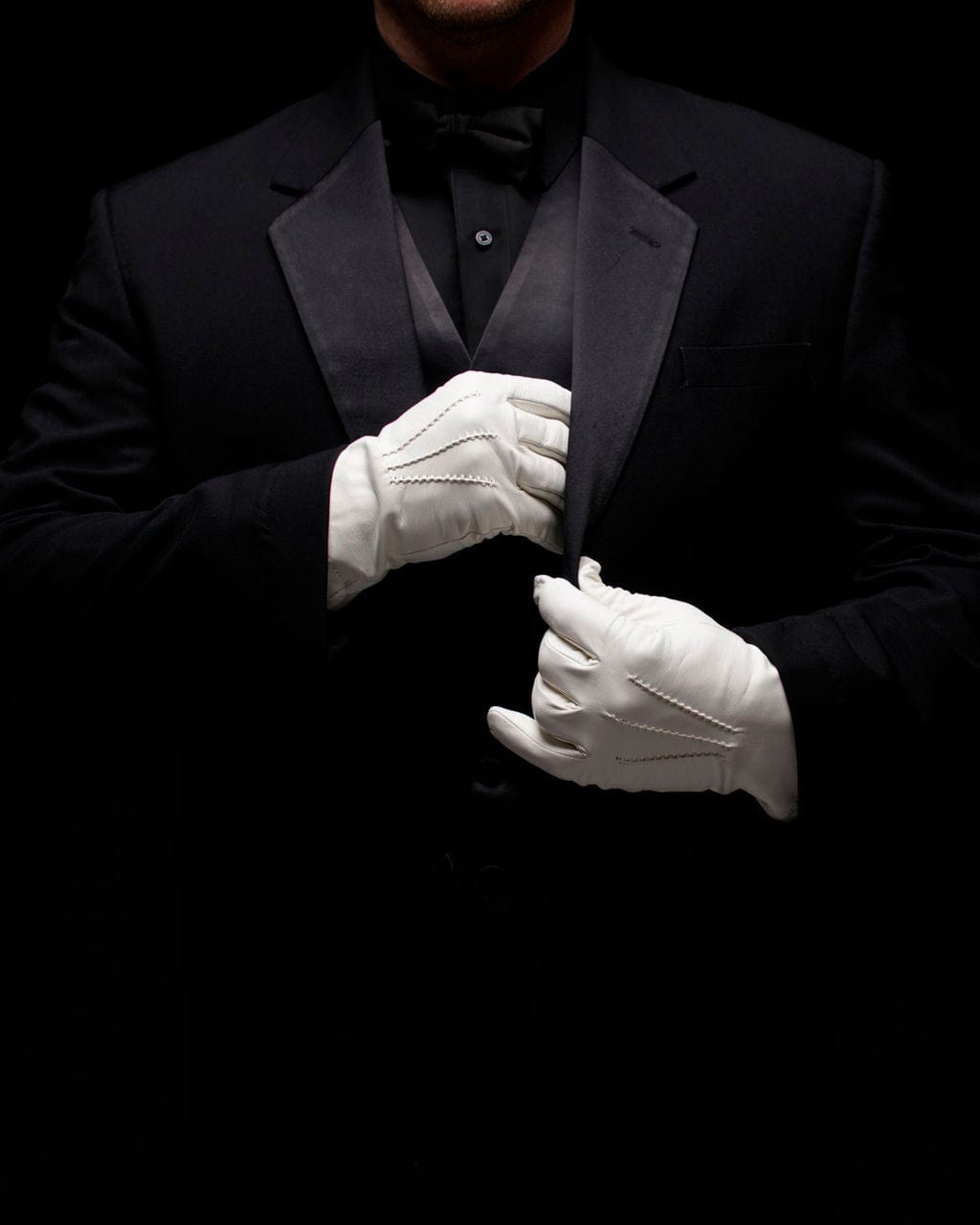 Alessandro - Formal White, Silk-Lined Men's Gloves