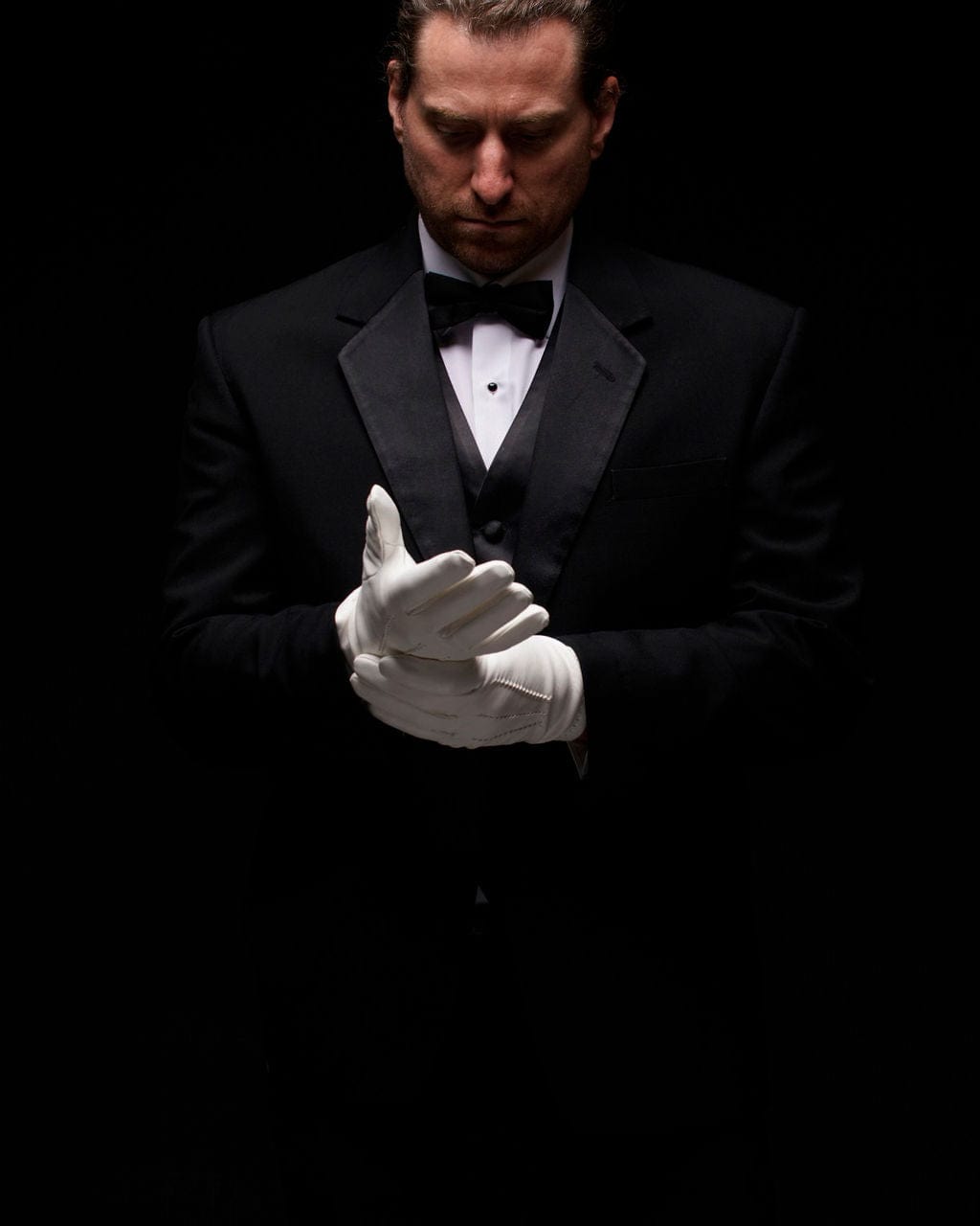 Alessandro - Formal White, Silk-Lined Men's Gloves